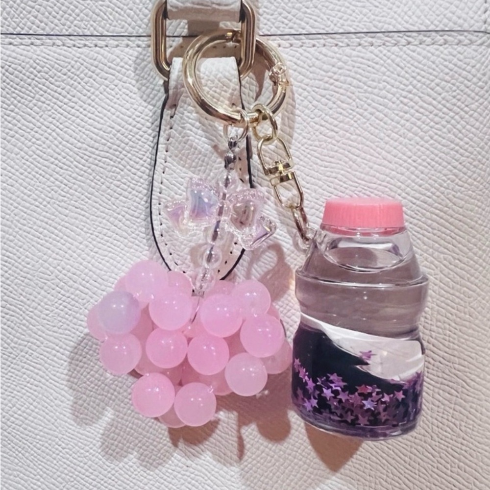 ❤️Pink Heart And Liquid Bottle Bag/ Phone Charm,Keychain